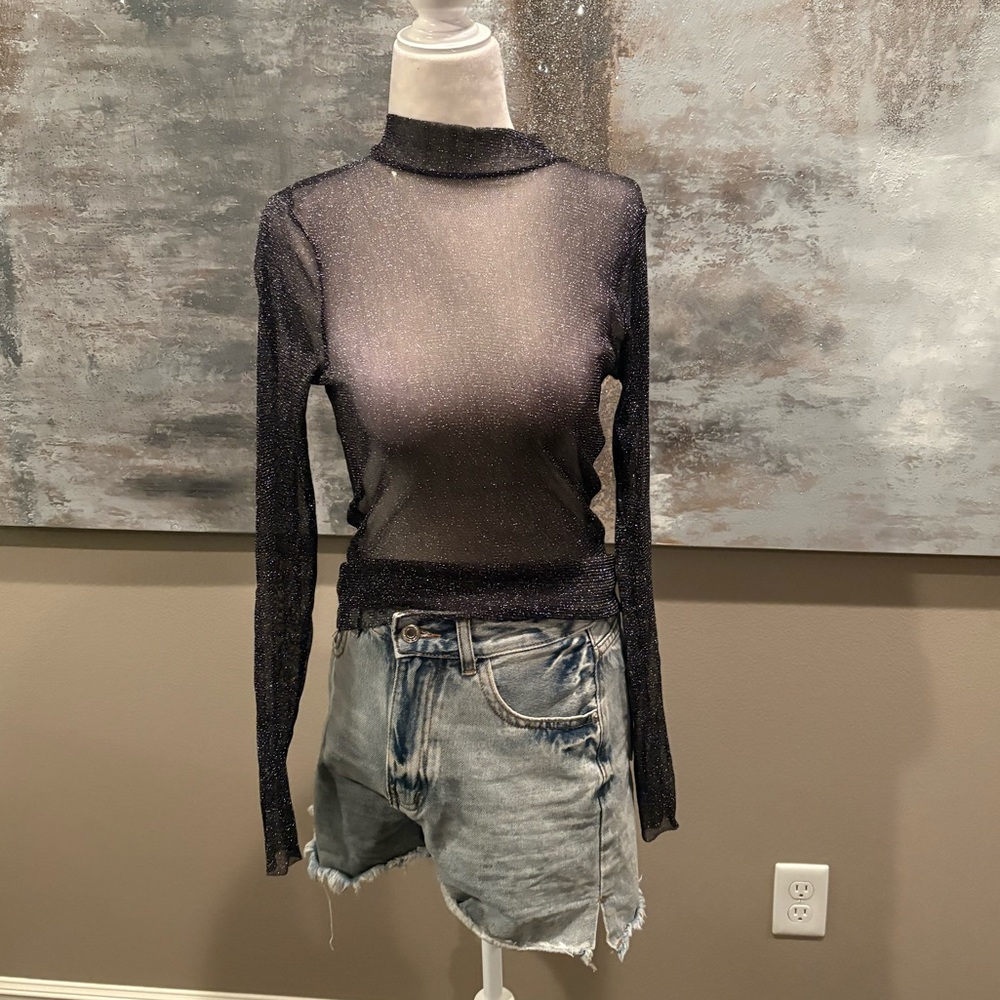 Women’s Willow & Root Sheer Glitter Top
